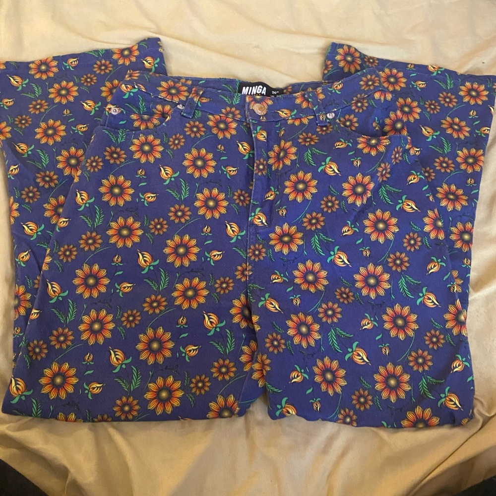 Minga London flower cropped flares